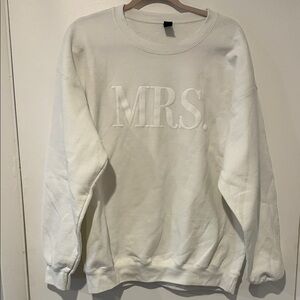 Gildan White Mrs. Crewneck Sweater